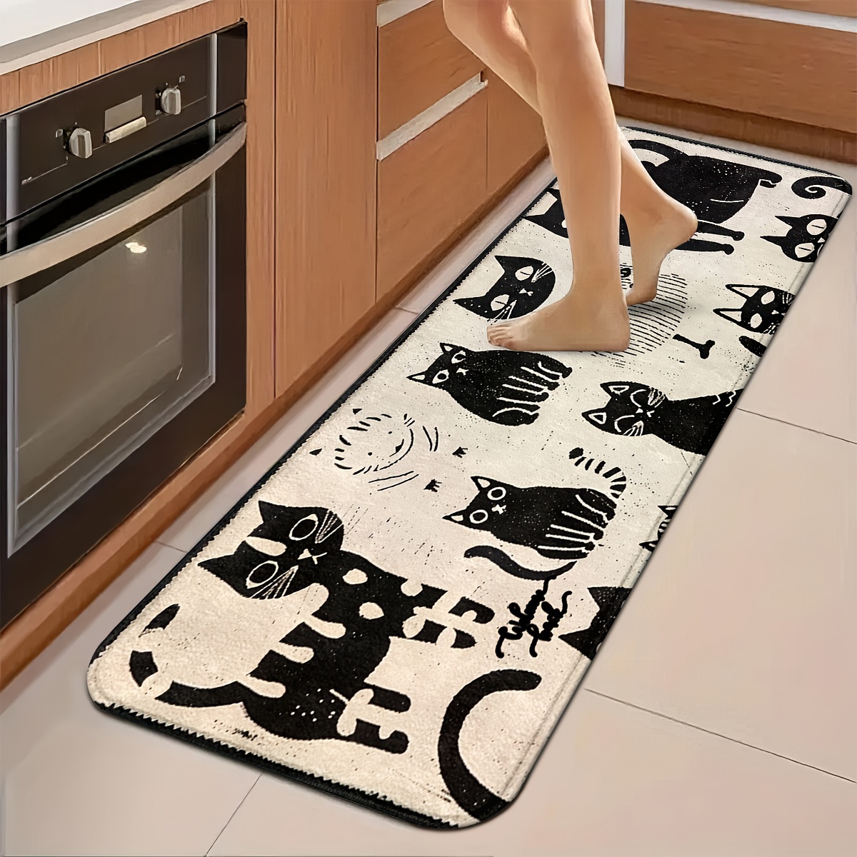 Cute Cartoon Back View Cat Kit - Commercial Kitchen Background 评论和价格